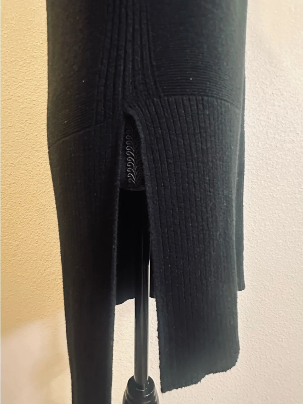 #195- Free People Criss Cross Tunic Black Knit‎ Sweater